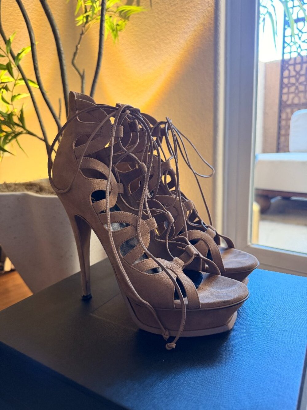 Saint Laurent Paris Suede Lace-Up Platform Heels Nude Beige Size 40 w/ Box